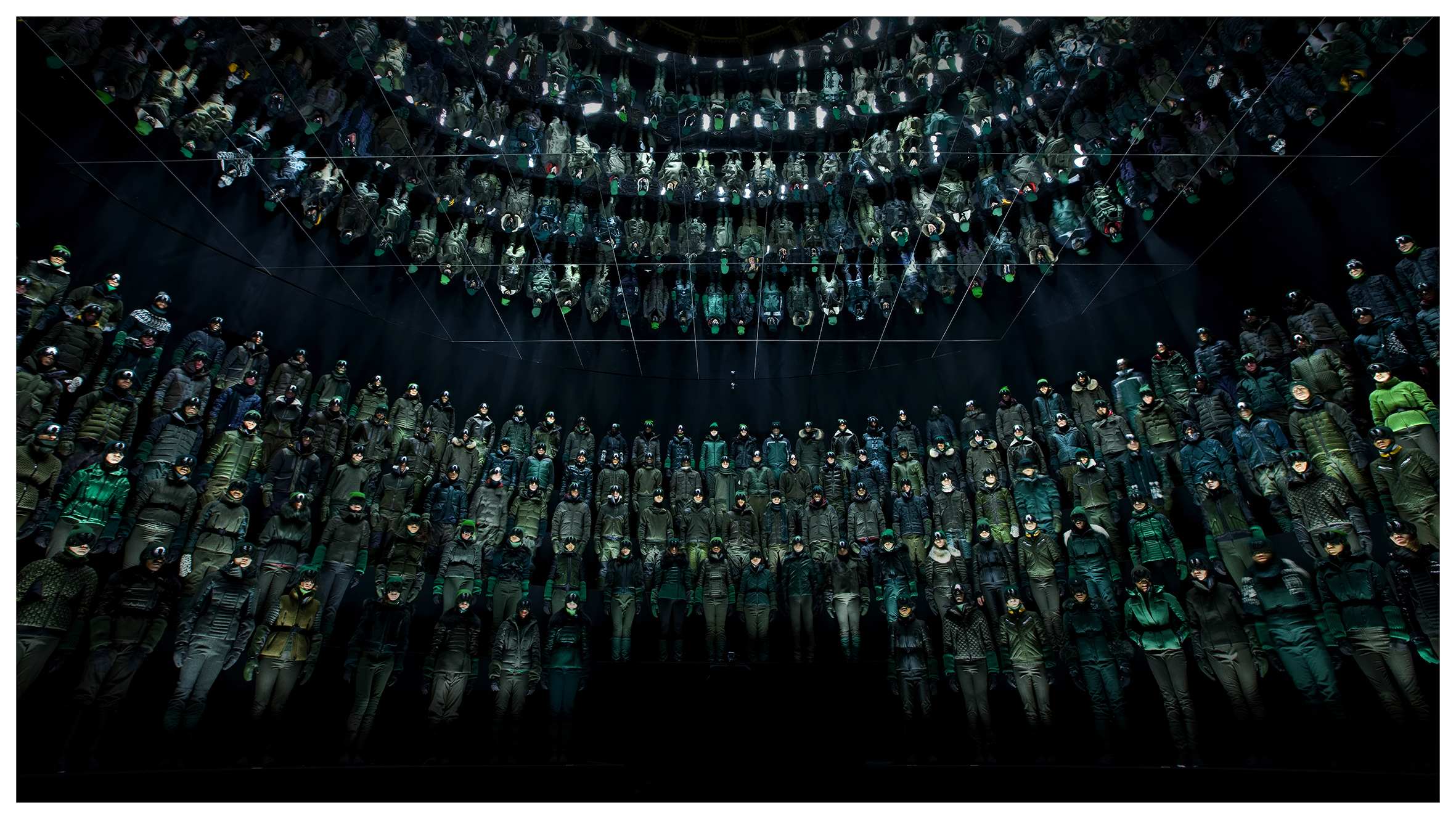 MC_FW_2026_NY IN MONCLER_BS_RGB_300DPI_16X9_12_GOTHAMFOREST_CLEAN_PRESS.jpg